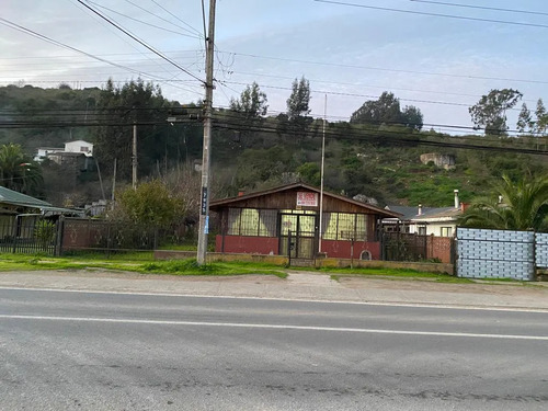 Terreno En Venta Con Casa Antigua , Buen Estado