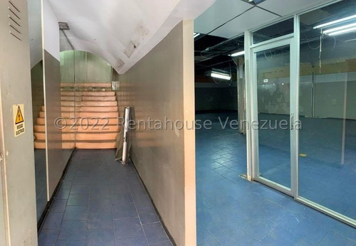 Imagen 8 de 13 de Excelente Local Comercial De 3 Niveles En Venta La Candelaria Mls #23-9731