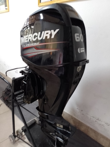 Imagen 14 de 16 de Motor Fuera De Borda Usado Mercury 60 Hp Cuatro Tiempos