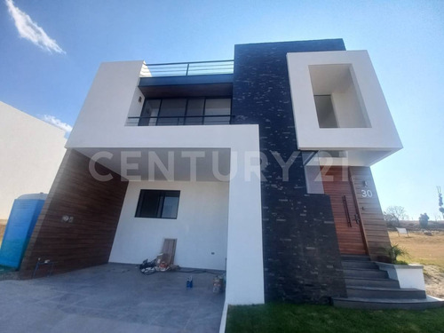 Casa En Venta Moderna 3 Niveles Recamara Pb, La Gran Reserva Lomas Angelópolis