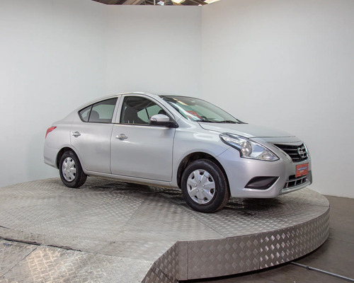 Nissan Versa 1.6 Sense Mt Versa