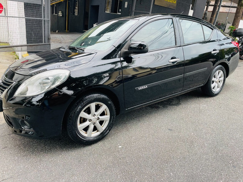 Nissan Versa 1.6 16v Sl Flex 4p