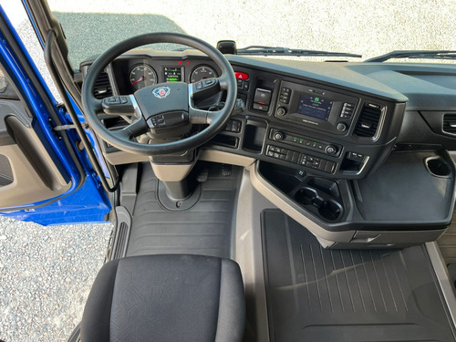 Caminhão Scania R 540 Teto Alto Traçado 2023 Azul R540