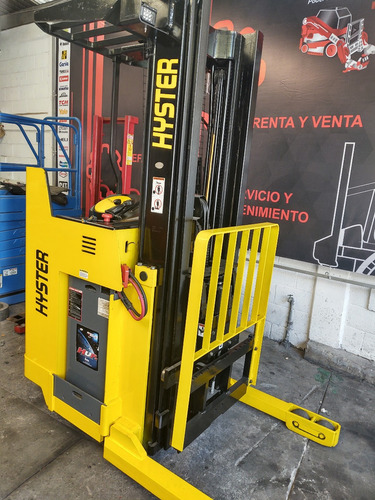 Imagen 1 de 10 de Montacargas Electrico Hyster 2012 Altu De 6.70 Mts $ 235.000
