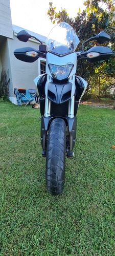 Ducati Hyperestrada 821