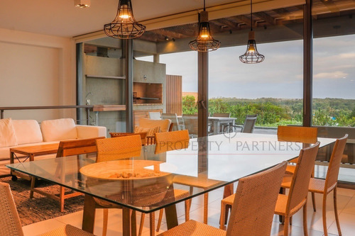 Imagen 4 de 27 de Espectacular Apartamento, Con Hermosa Vista Y Patio Propio.