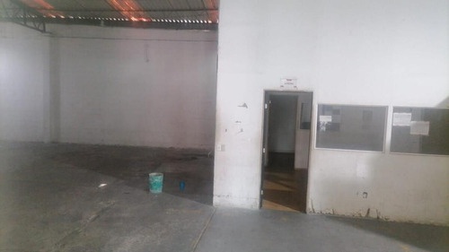 Bodega Comercial Con Local, En Plaza Echegaray Naucalpan