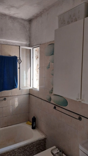 Edificio 74. 4 Ambientes Con Cochera