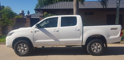 Toyota Hilux Dx 2.5 4x2 C/d Td Pack Diesel Manual