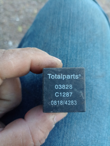 Relevador Original Total Parts 03828c1287 12v 30a (Usado)