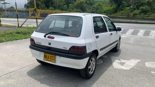 Renault Clio 1.4 S/a Con D/a Modelo 1998