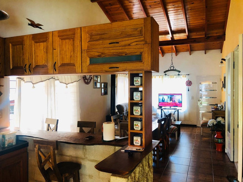 Imagen 4 de 13 de Hermosa Casa En Barrio Cerrado - A 100 Mts De Ruta 8