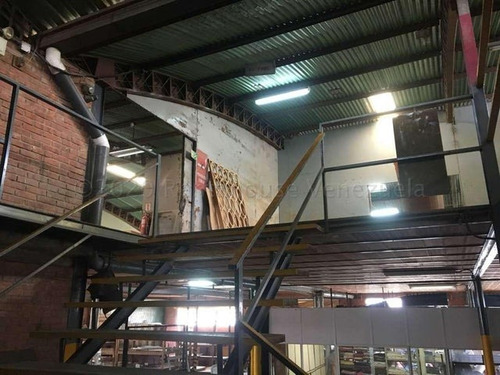 Edificio Industrial ( 4 Niveles) Zonificado (ic) Venta La Yaguara Mls- - 23-9006
