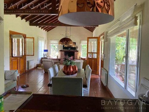 Venta Casa - Chacras Del Molino / Exaltación De La Cruz - Lote De 2000 M2