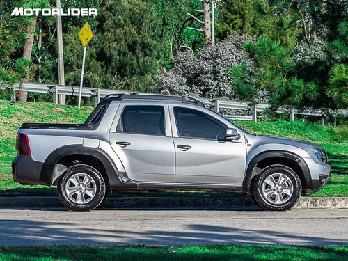Imagen 6 de 25 de Renault Oroch 1.6 Dynamique Extra Full | Permuta / Financia