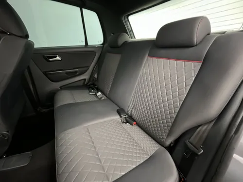 Volkswagen Cross Up BASICO 1.6 AUT 5P