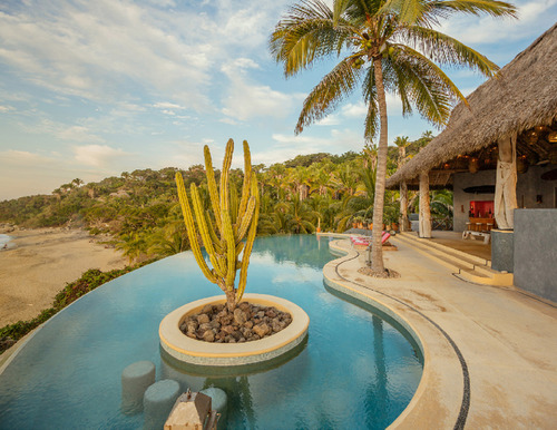 Hotel En Venta Sayulita, Jalisco Inigualable ¡200 Metros Lineales De Playa!