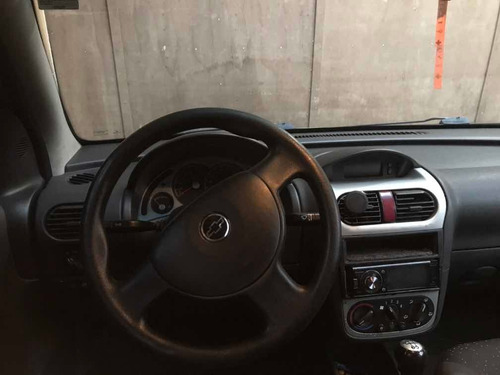 Chevrolet Corsa Sedan 2010 1.4 Premium Econoflex 4p