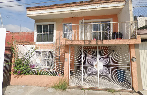 Casa En Venta En Valle Quieto, Morelia Michoacan, Nr07.
