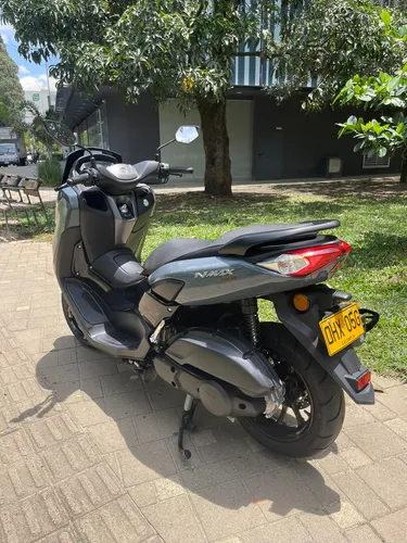 Yamaha N-max 2023