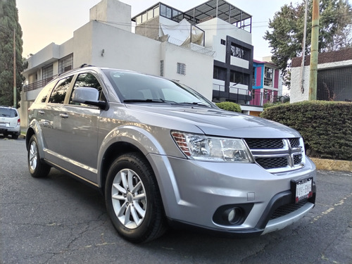 Dodge Journey 2.4 Sxt 7 Pasajeros Lujo At