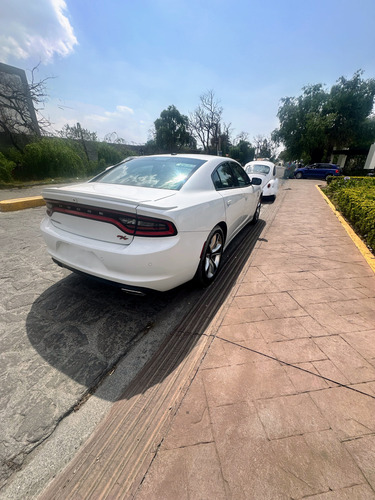 Dodge Charger 5.7 R-t At