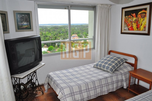 Apartamento Con Excelentes Servicios-ref:1801