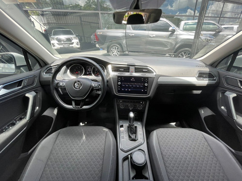 Imagem 7 de 9 de Volkswagen Tiguan 250 Aut. 2018