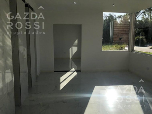 Imagen 18 de 30 de Moderna Propiedad 5 Ambientes Con Piscina A Estrenar En Lagos De Canning.