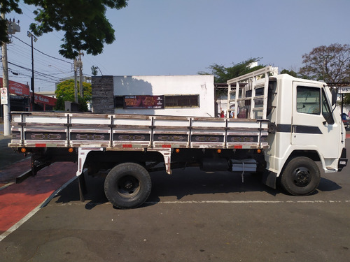 Imagem 10 de 13 de Agrale 1800 D