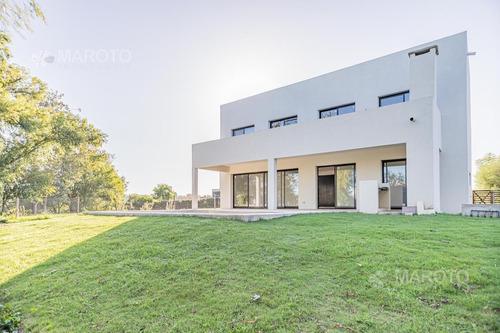 Imagen 7 de 30 de Casa En Venta En El Canton - Maroto Propiedades