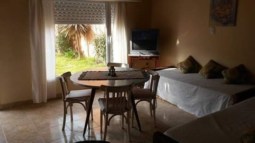 Imagen 3 de 14 de Vendemos Hermosa Casita Reciclada A Nuevo En Claromeco