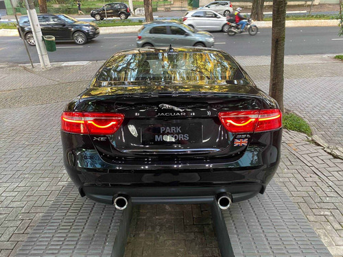 Jaguar Xe 2.0 16v Si4 Turbo Gasolina R-sport 4p Automático
