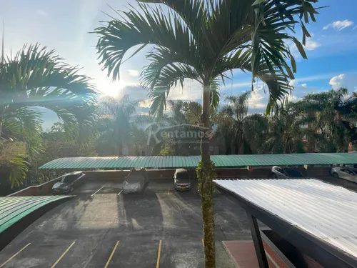 Apartamento En Arriendo En Loma Del Escobero. Cod A776171