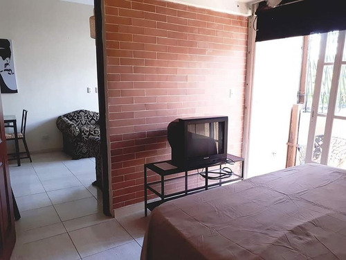 Imagen 20 de 22 de Apartamento Semi Amueblado En Gazcue