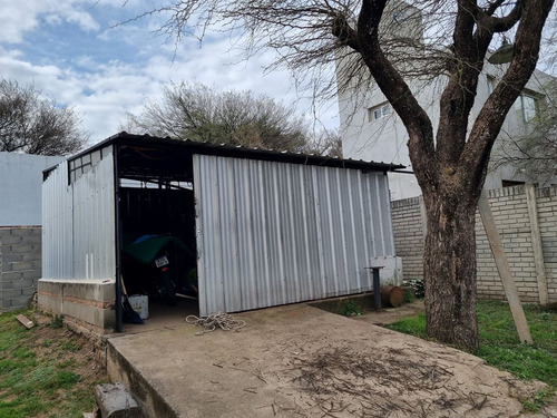Casa En Venta Hermosa Propiedad De Dos Habitaciones En San Roque 2 Ambientes