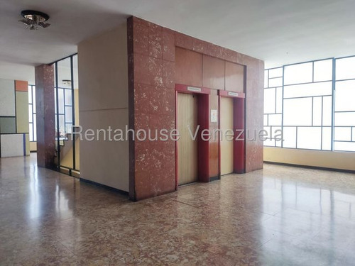 Yj Apto Altamira Confortable Apartamento Para Su Remodelación, Con Gran Potencial