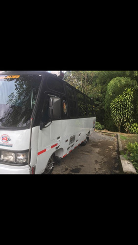 Buseta Escolar