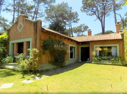Imagen 2 de 21 de Casa De 3 Dormitorios En La Barra