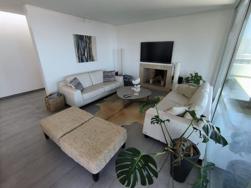 Departamento En Venta De 4 Dorm. En Zapallar
