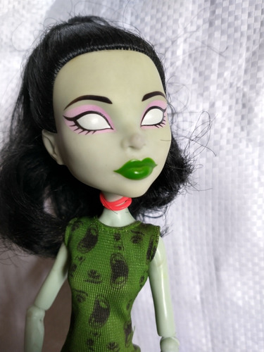 Scarah Screams Monster High Cabeza 2011