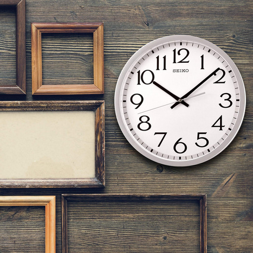 Reloj De Pared Seiko Con Números Fáciles De Leer, Quiet Swee