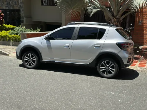 Renault Stepway 1.6 Intens Cvt