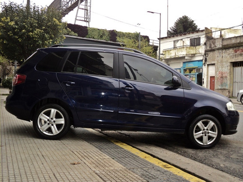 Imagen 4 de 10 de Vw Suran 2008 Highline 1.9 Diesel Full Muy Cuidada !!!
