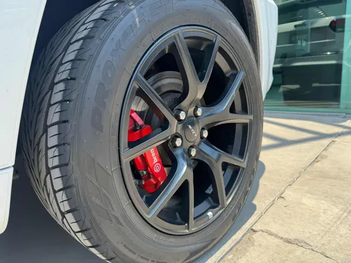 Jeep Grand Cherokee 6.4 Srt-8 At