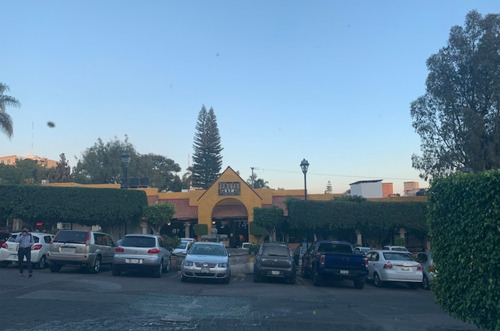 Casa De Remate En Col. Lomas De Cortés