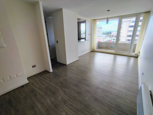 Arriendo Departamento Con Vista Al Río (86044)