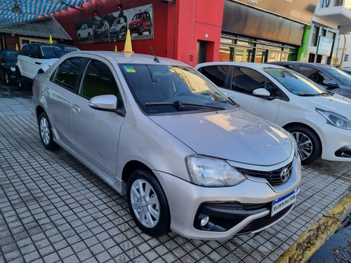 Imagen 7 de 14 de Toyota Etios 2017 1.5 Sedan Xls At