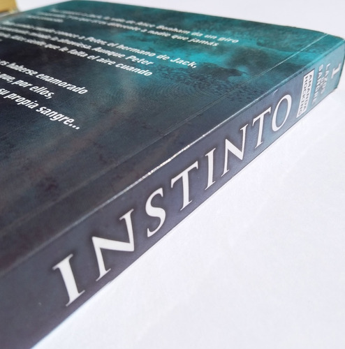 Libro Lazos De Sangre 1. Instinto De Amanda Hocking