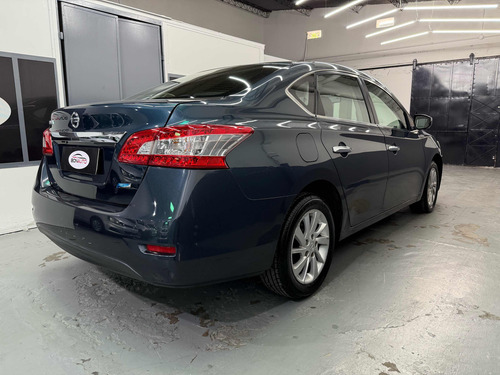 Nissan Sentra 2.0 Advance